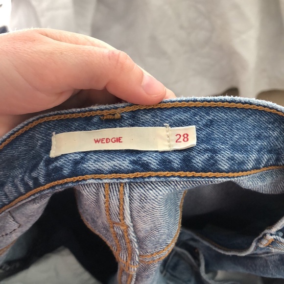 Ripped Levi wedgie jeans - Picture 4 of 4